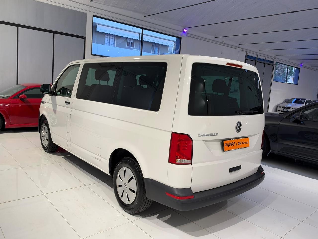 Volkswagen Caravelle 2.0 TDI 110CV PC Trendline posti 9
