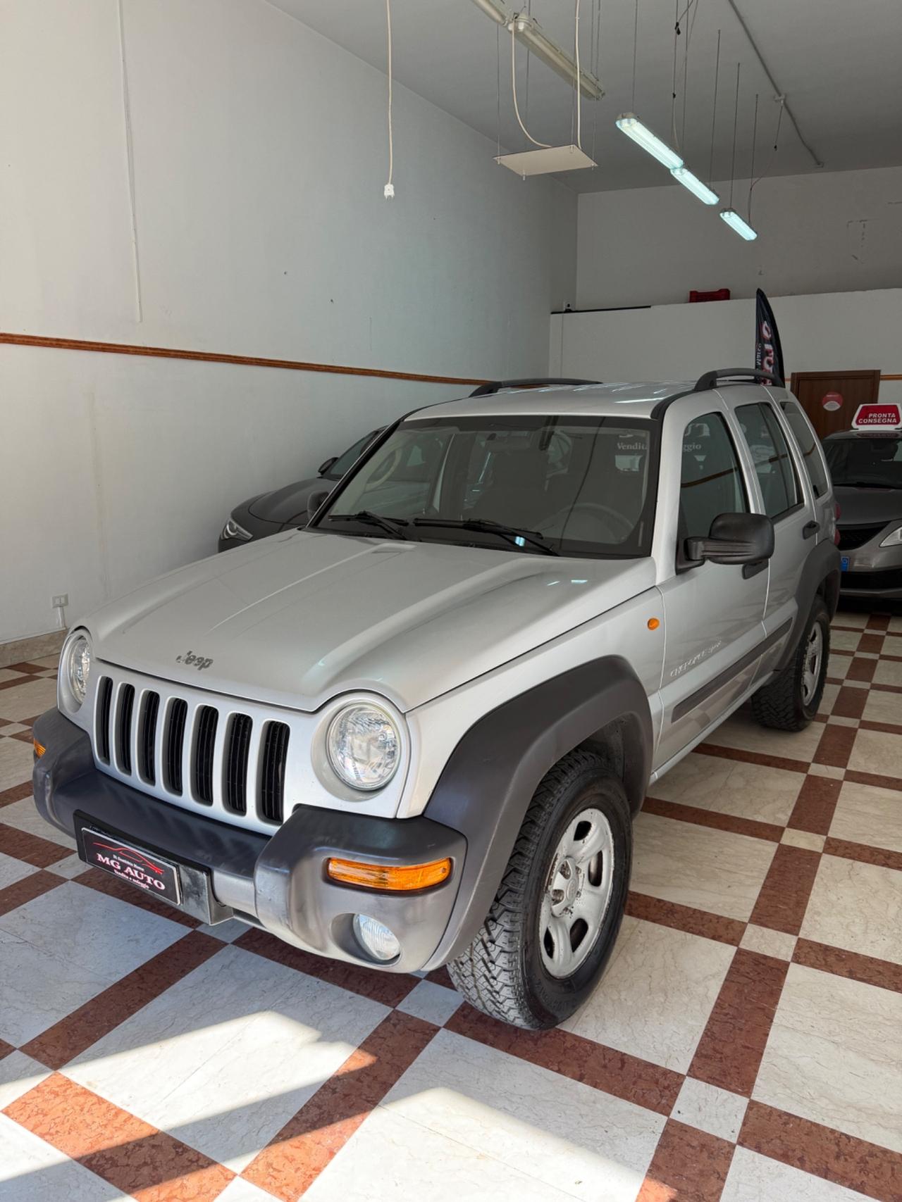 Jeep Cherokee 2.5 CRD Sport