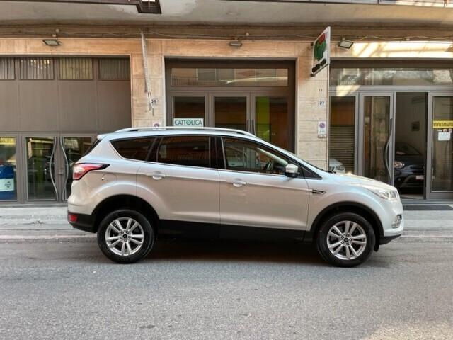 Ford Kuga 2.0 TDCI 120 CV Powershift Business Plus