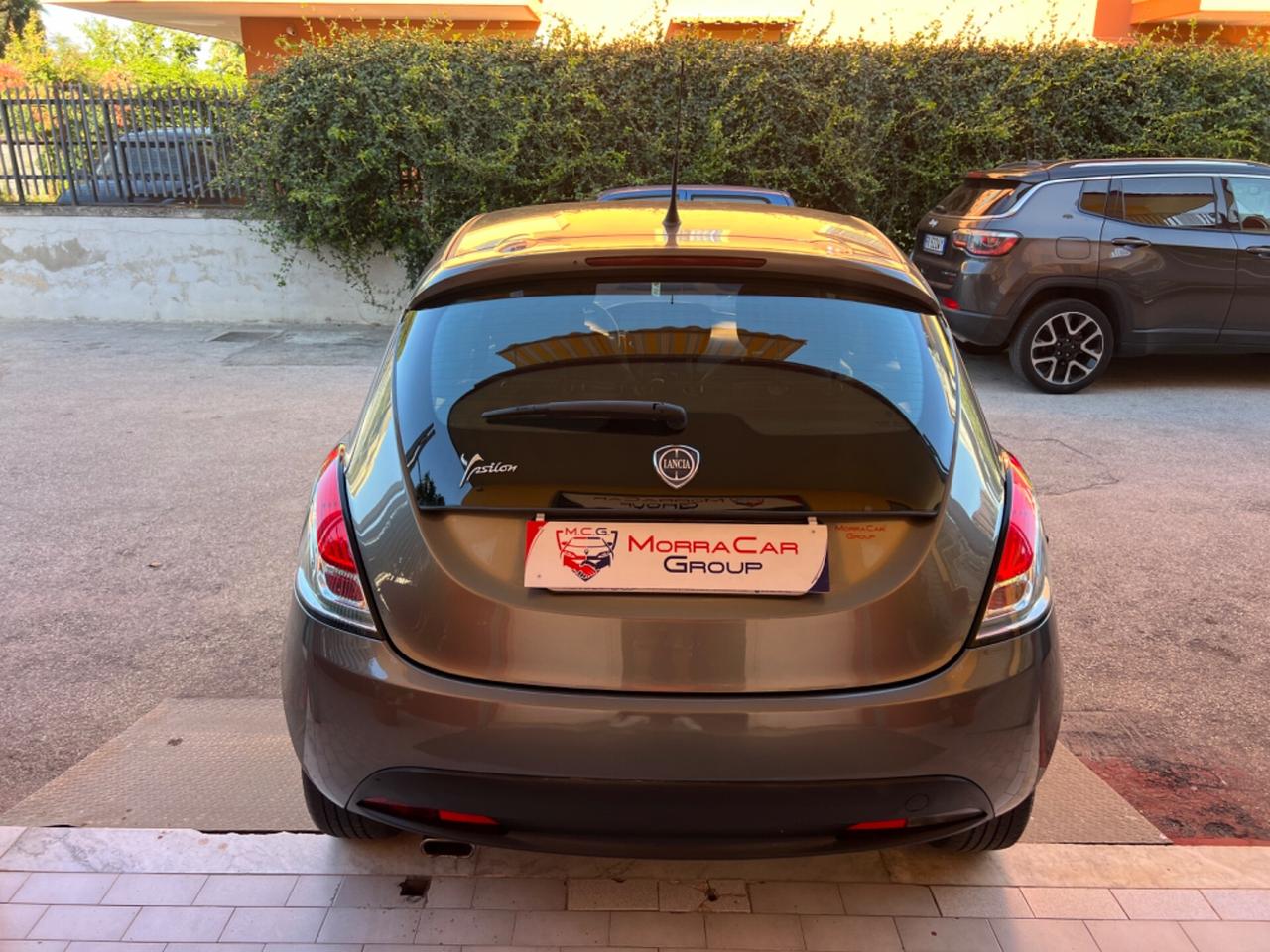 Lancia Ypsilon 1.2 69 CV 5 porte GPL Ecochic Silver