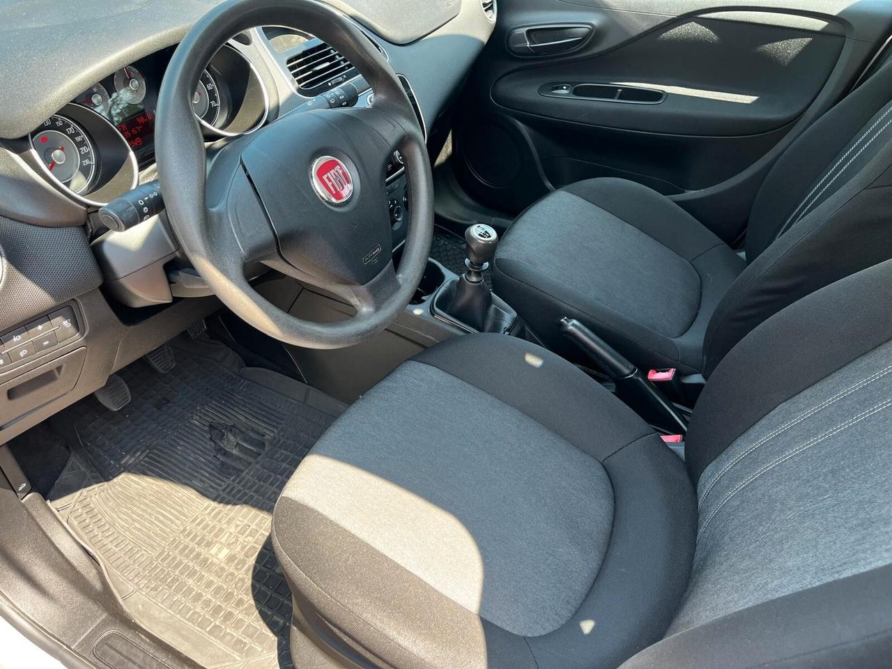 Fiat Punto 1.4 8V 5 porte Natural Power Lounge 57 kw 77 cv