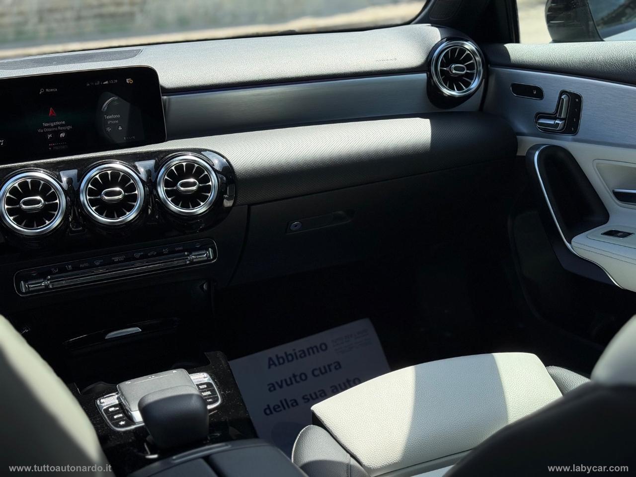 MERCEDES-BENZ A 180 d Automatic Premium