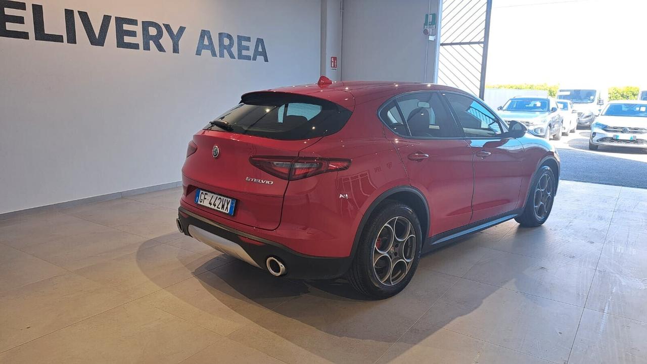 Alfa Romeo Stelvio MY21 2.2 JTD 160Cv RWD AT8 Rosso Edizione