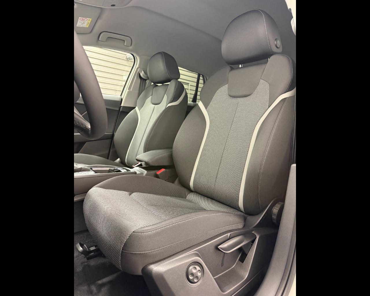 AUDI Q2 35 TFSI S-TRONIC S-LINE EDITION