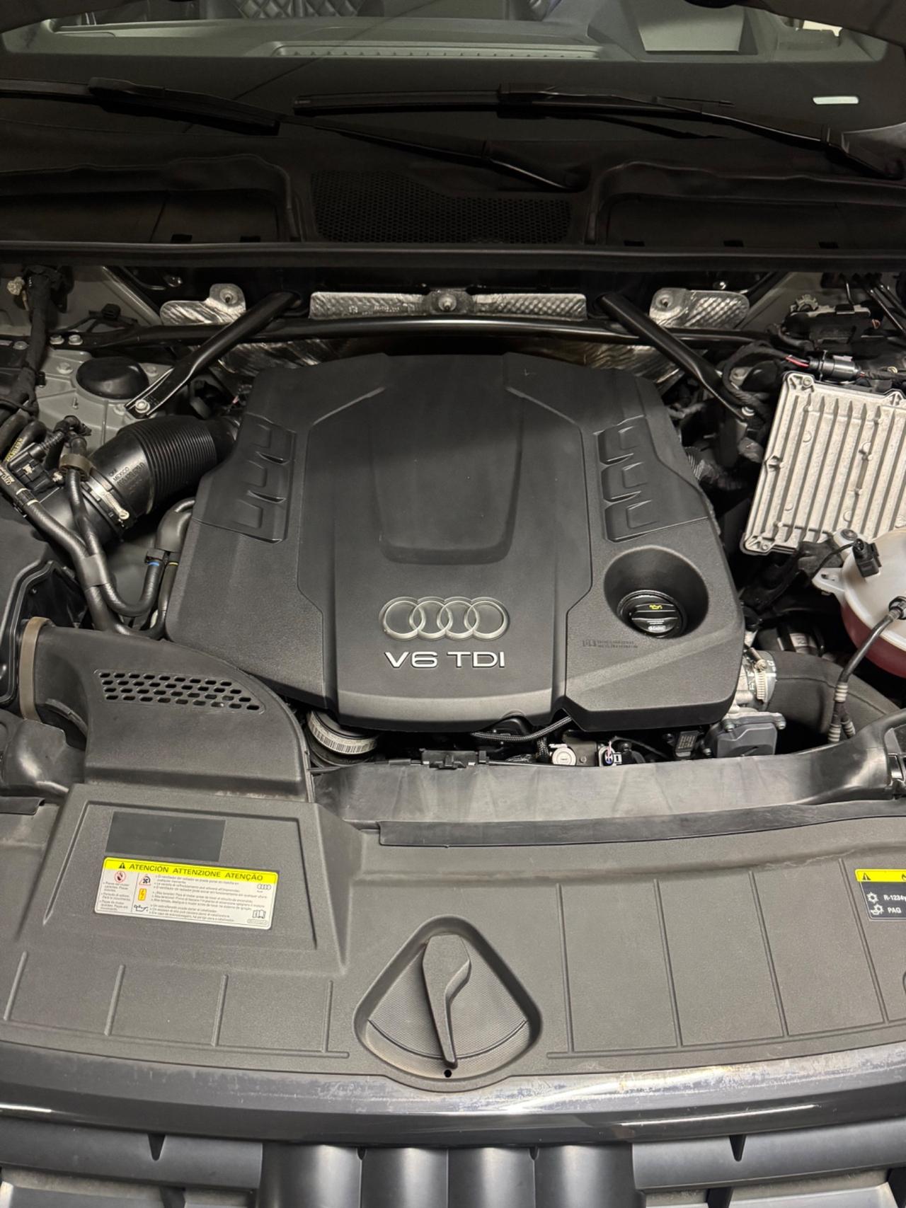 Audi Q5 3.0 TDI quattro tiptronic S line plus