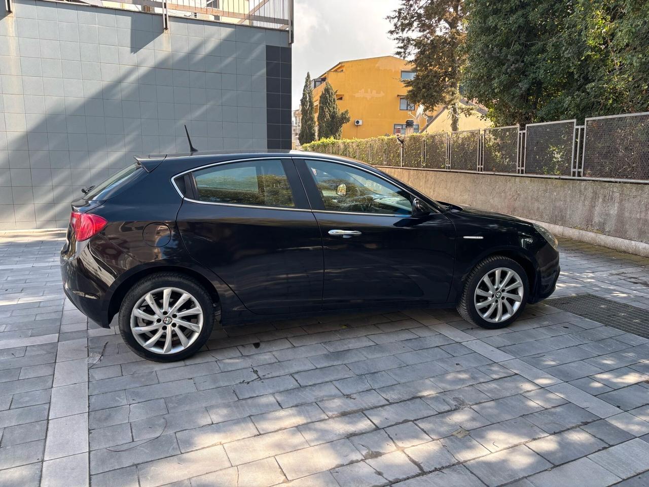 Alfa Romeo Giulietta 1.6 JTDm-2 105 CV Progression