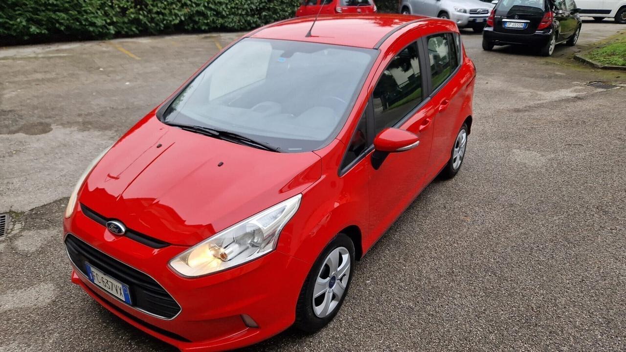 Ford B-Max 1.5 TDCi 95 CV Business Titanium Neopat