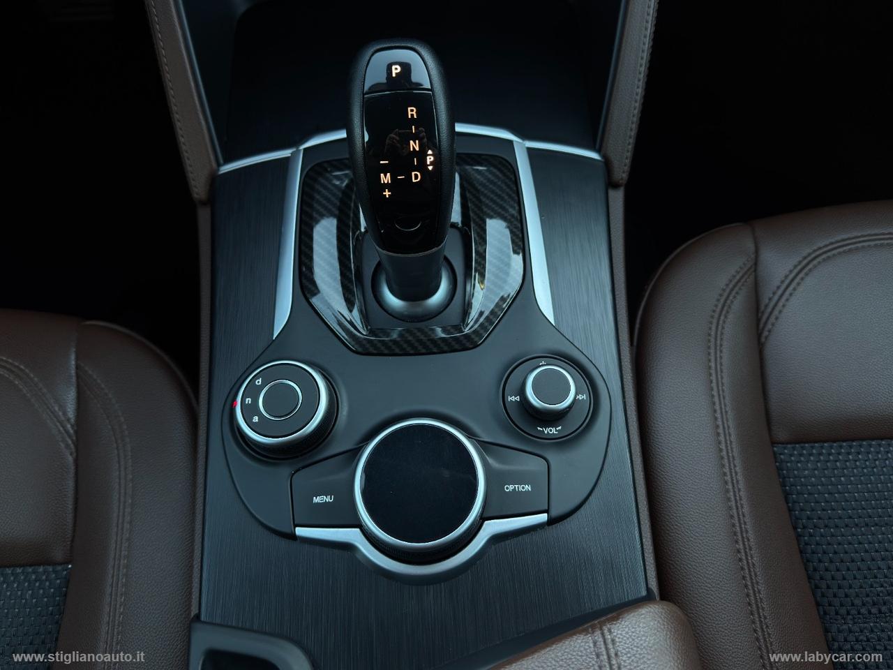 ALFA ROMEO Stelvio 2.2 T.diesel 210 CV AT8 Q4 Exec.