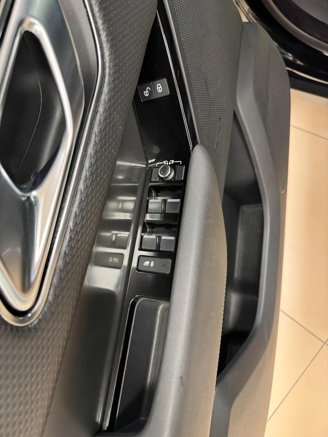 Land Rover Range Rover Velar Range Rover Velar 2.0D I4 240 CV R-Dynamic HSE PERMUTE AUTO MOTO GOMMONI