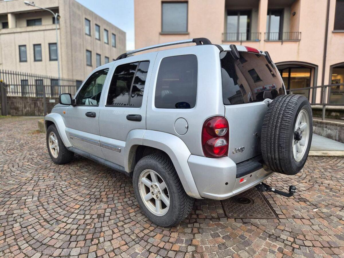 Jeep Cherokee 2.8 crd Limited auto FL