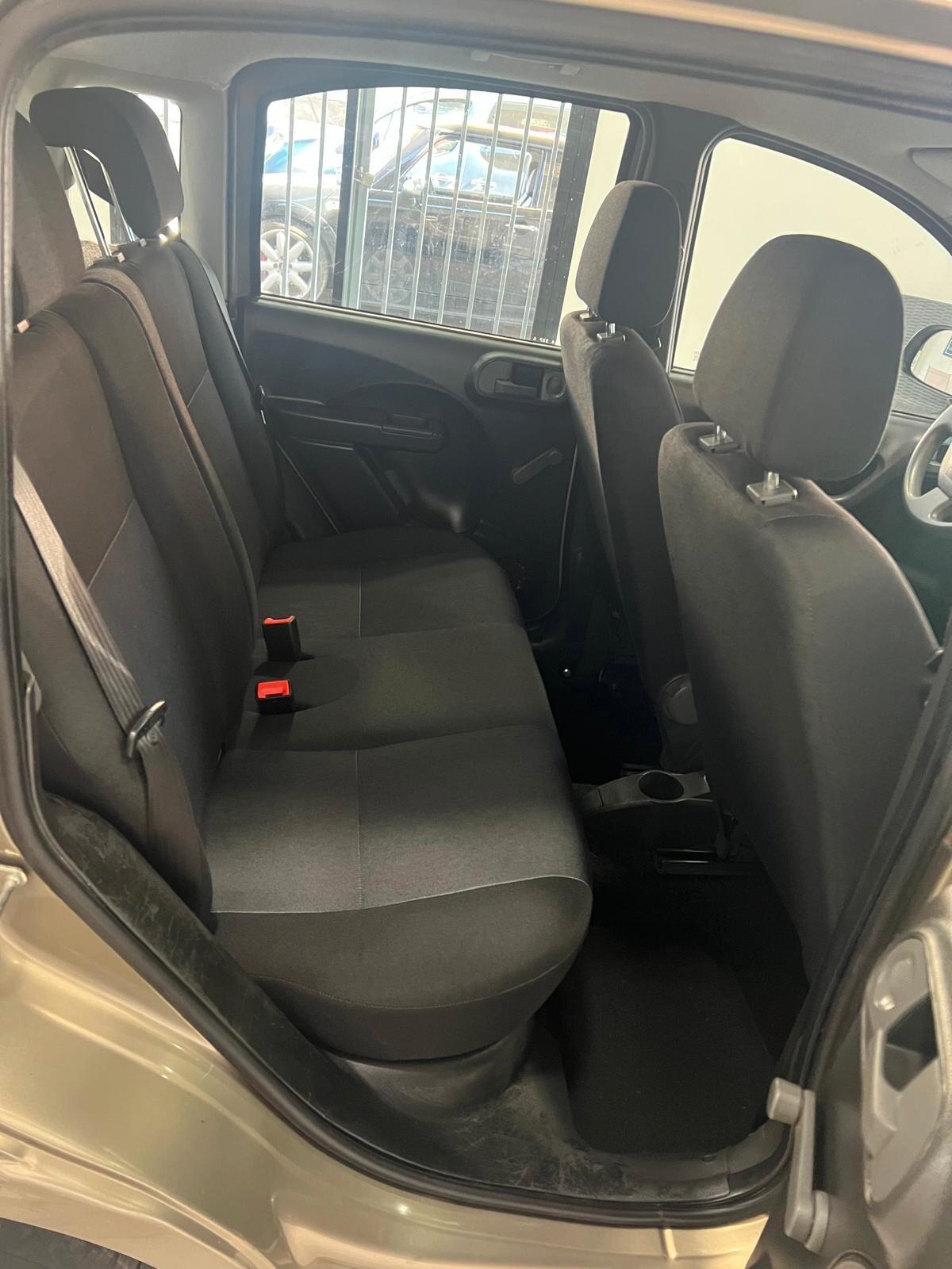 Fiat Panda 1.2 Emotion