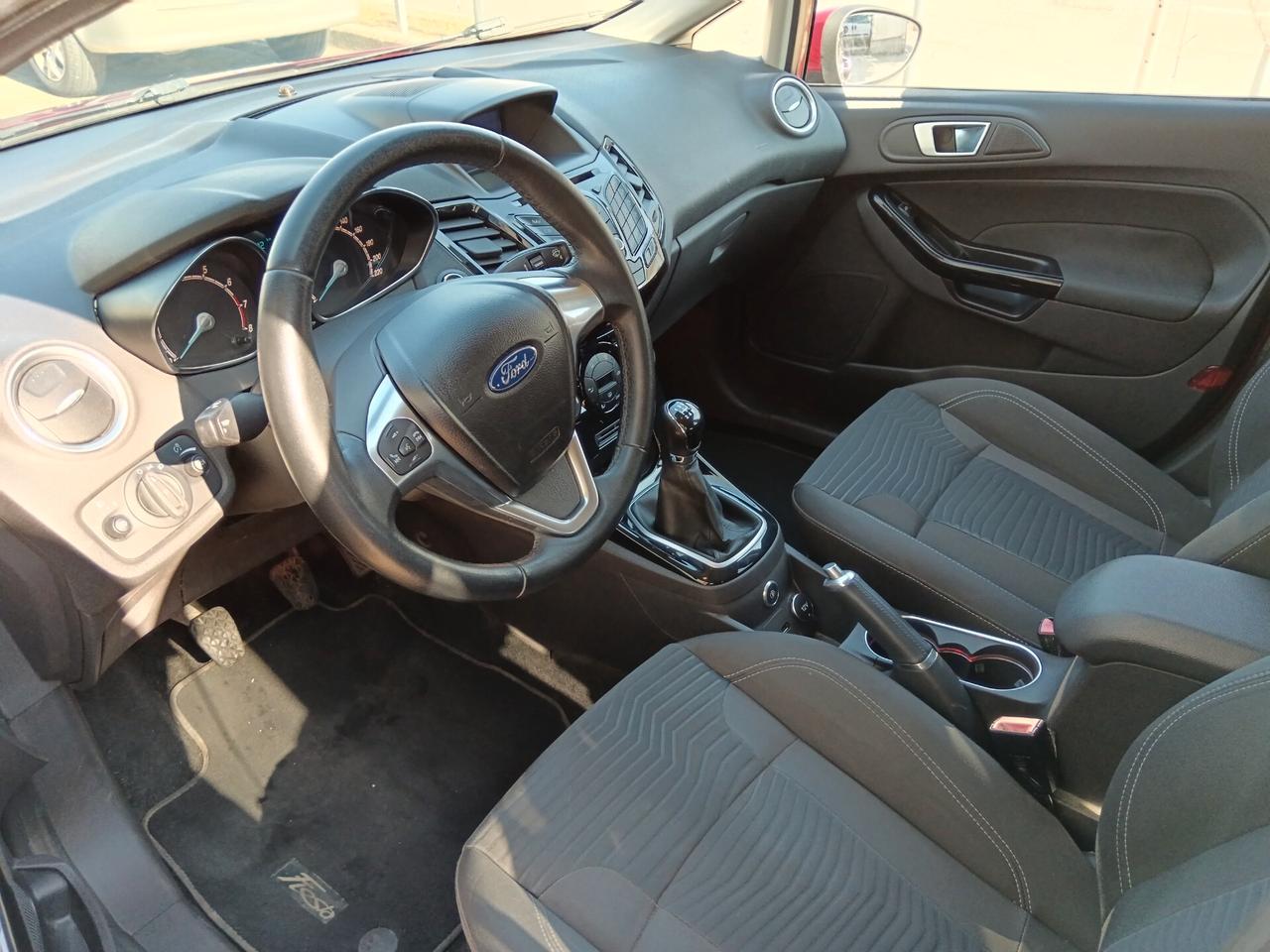 Ford Fiesta 1.4 5p. Bz.- GPL Titanium