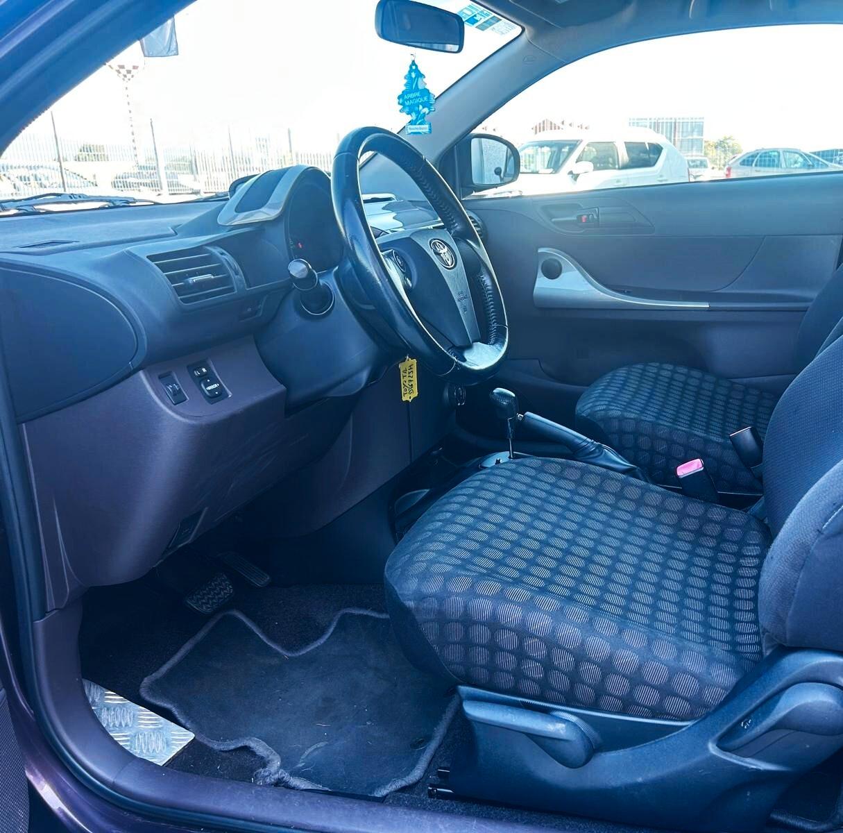 Toyota iQ 1.0 Multidrive