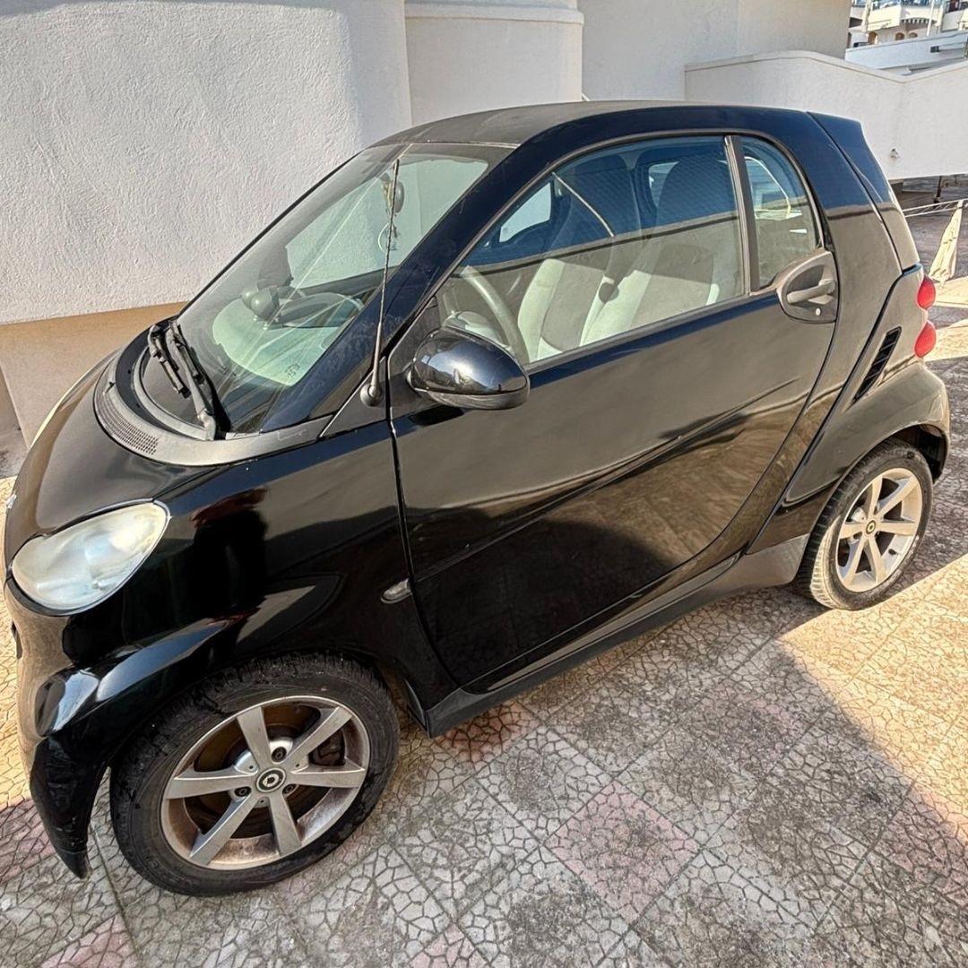 Smart ForTwo 1000 52 kW MHD coupé pure