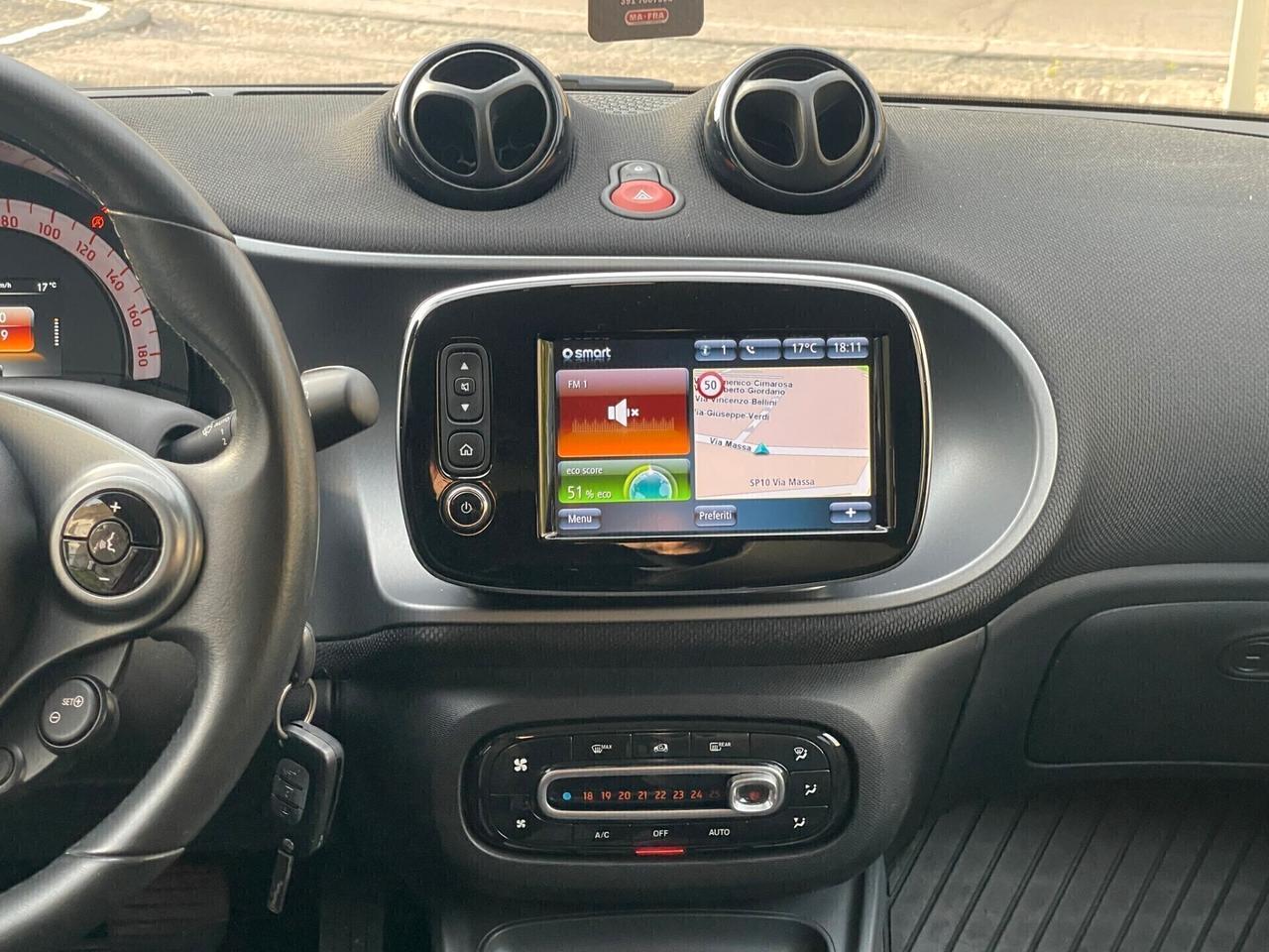 Smart ForFour 70 1.0 twinamic Passion LED NAVI