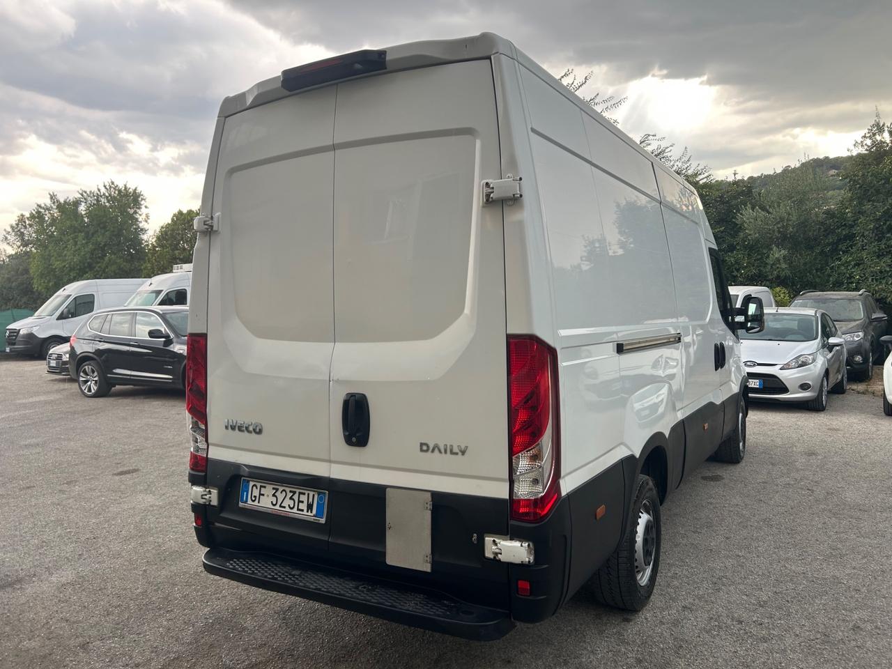 Iveco Daily 35S14V 2.3 Diesel 2021