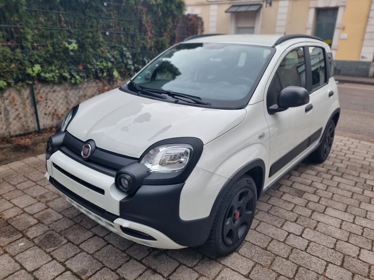 Fiat Panda cross Hybrid city anno 2021 km 46000