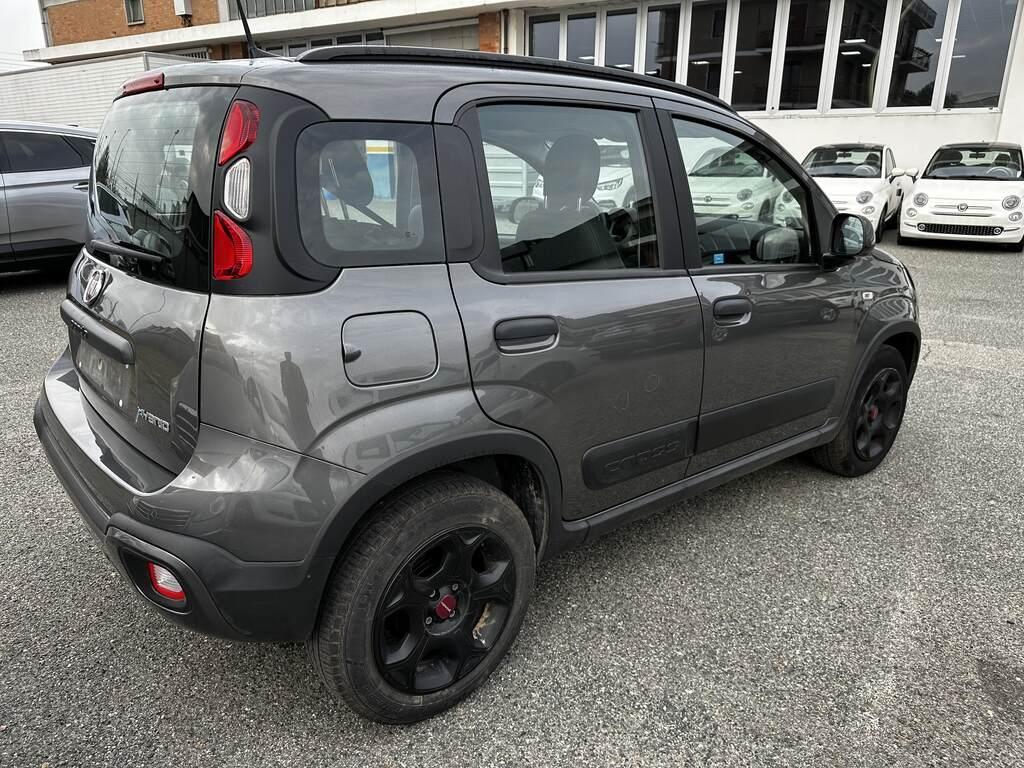 Fiat Panda 1.0 FireFly Hybrid City Cross neopatentati