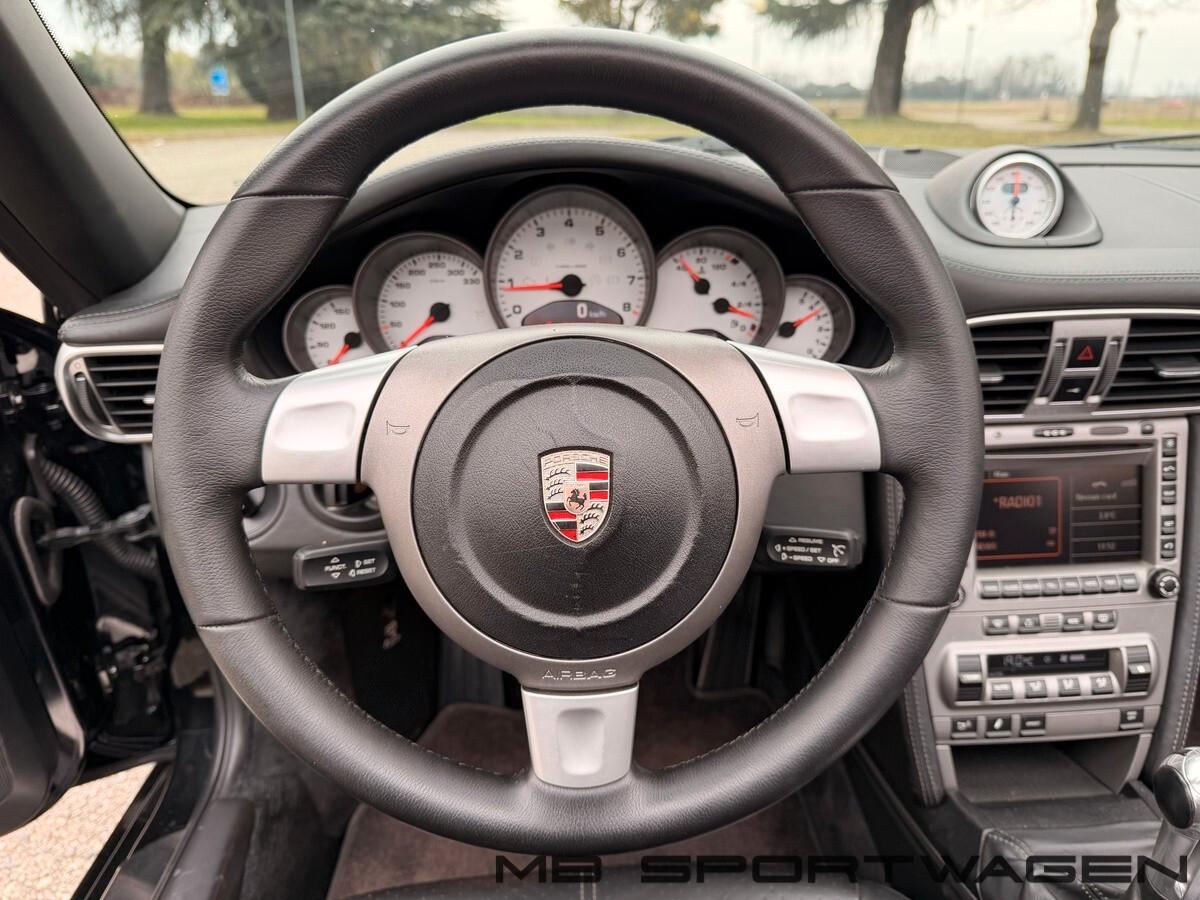 Porsche 911 Carrera 4S Cabriolet