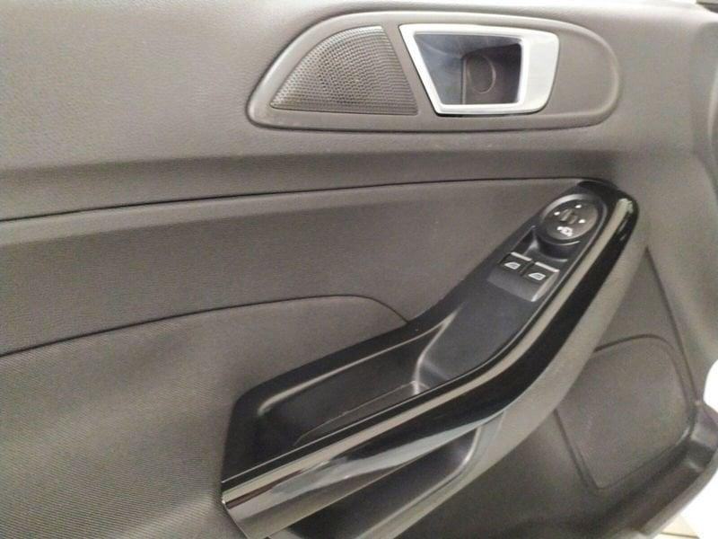 Ford Fiesta 3p 1.4 Titanium Gpl 95cv E6