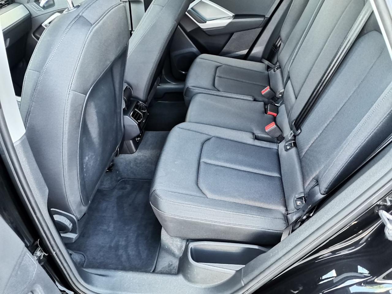 Audi Q3 40 TDI quattro S tronic Business