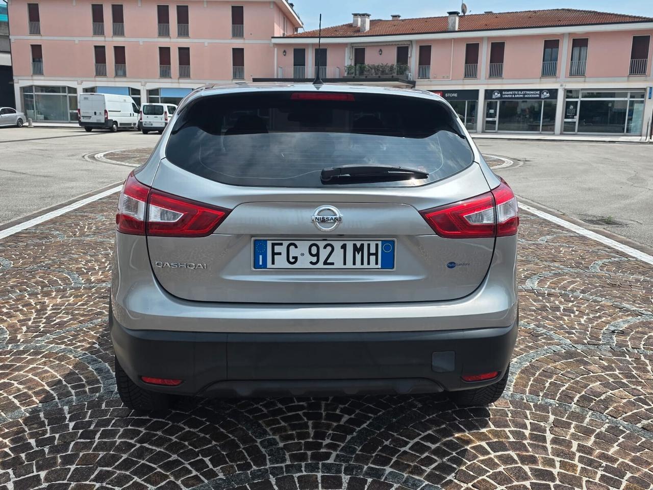 Nissan Qashqai 1.6 dCi 2WD Visia