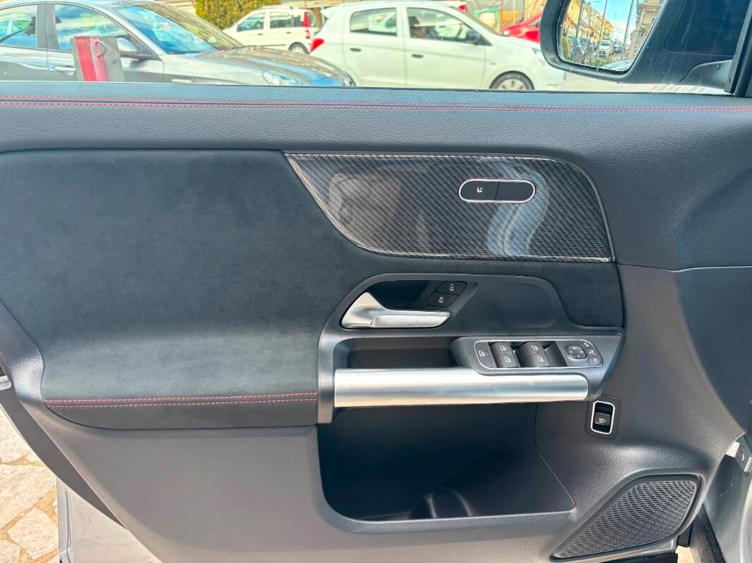 Mercedes Classe GLA 200 d AMG Line Extra auto