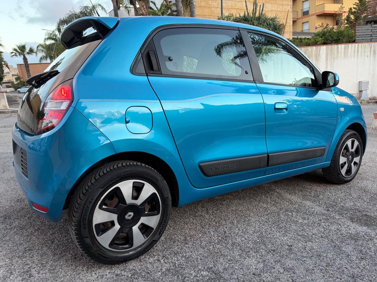 Renault Twingo 1.0 benz ideale per neopatentati