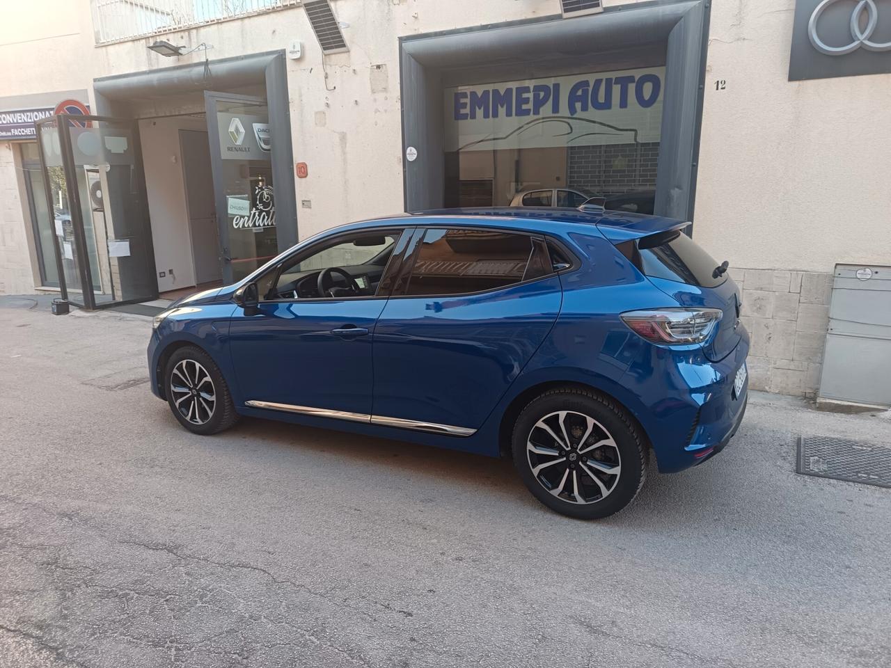 Renault Clio 1.0- 90 CV Techno KM18000 Garanzia Renault