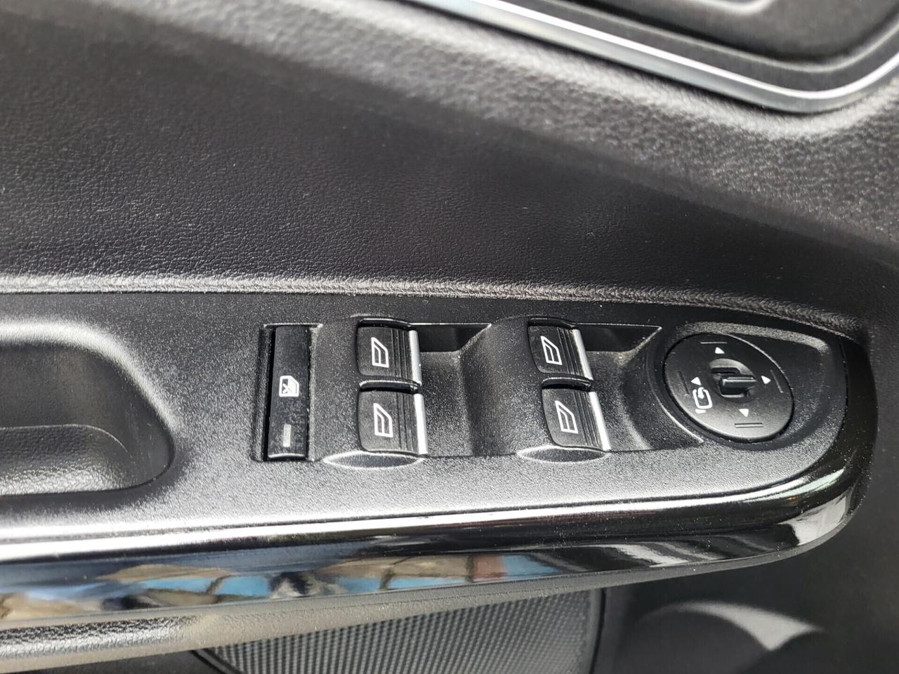 Ford B-Max 1.5 TDCi-6B-NAVI-UNICO PROP-3 REVISIONI