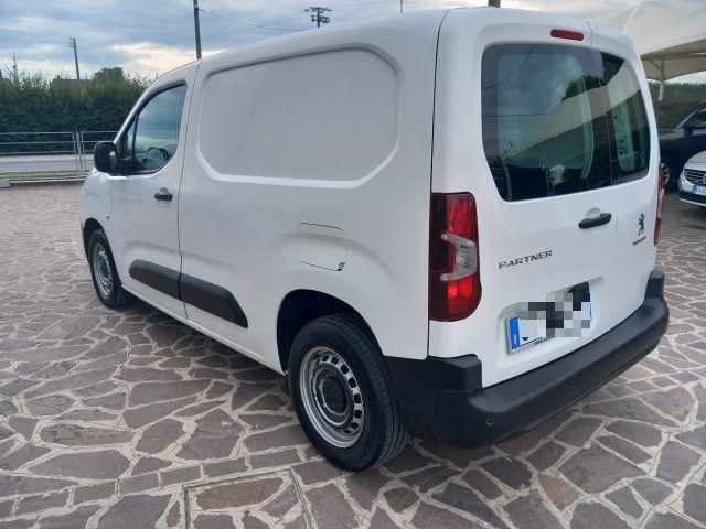 PEUGEOT Partner furgone autocarro