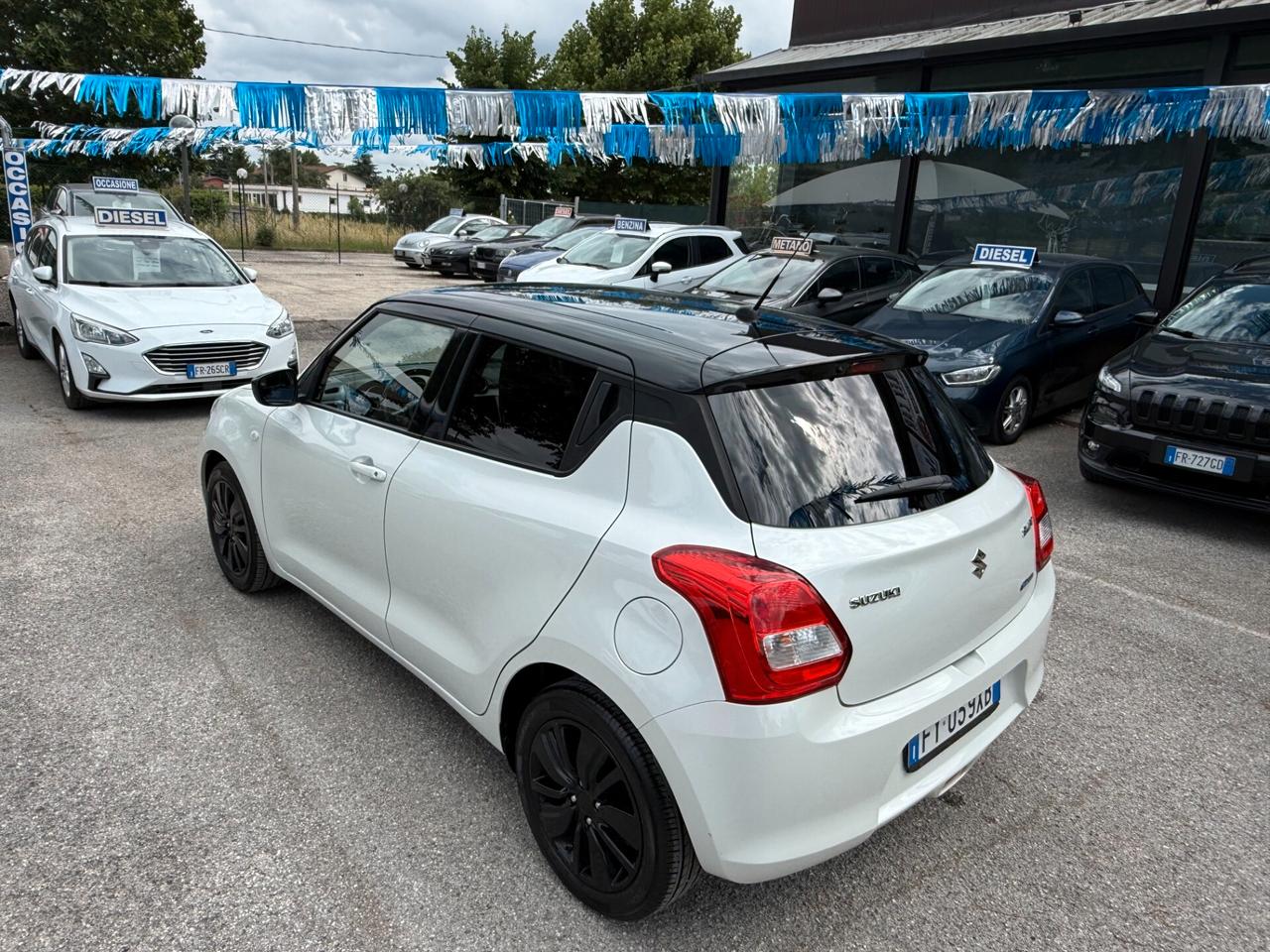 " DA VETRINA " Suzuki Swift 1.2 Hybrid Cool