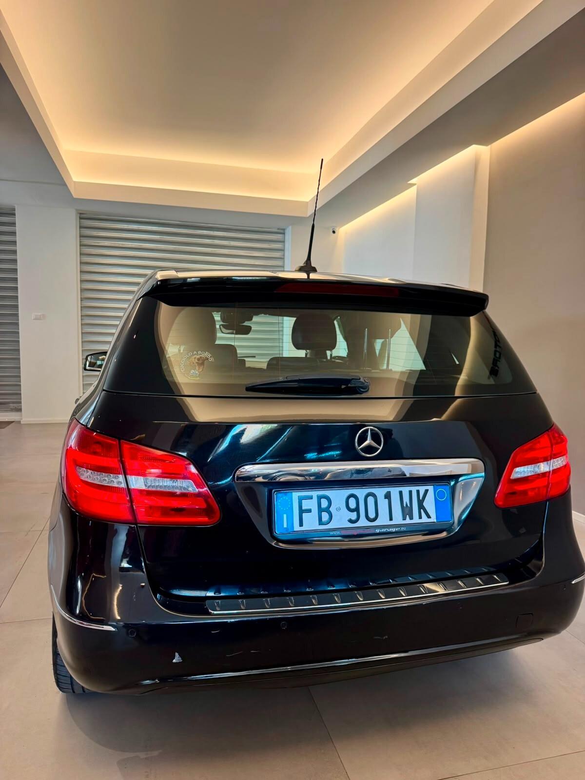 MERCEDES CLASSE B180 PREMIUM 80KW AUTOMATICA