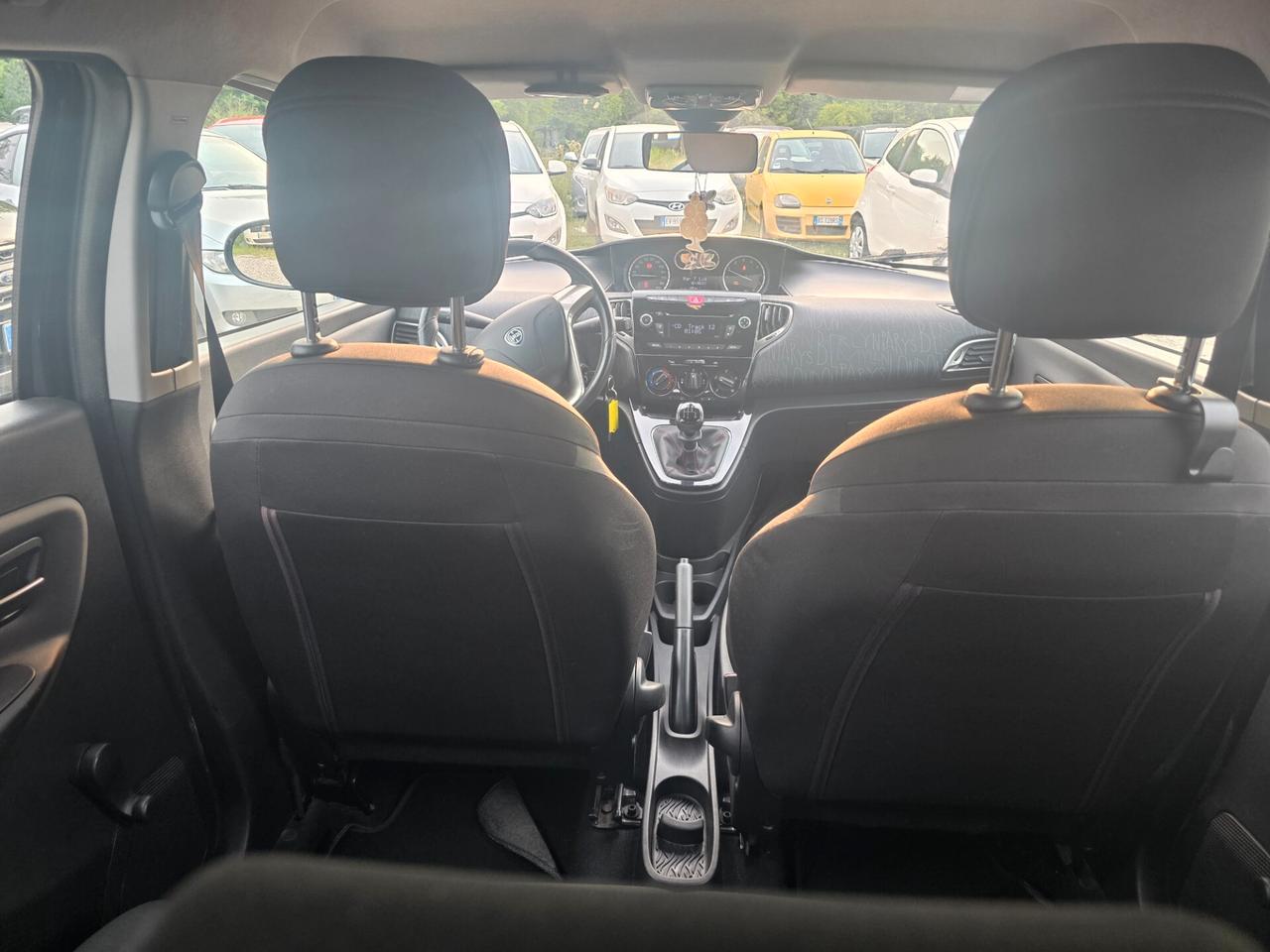 Lancia Ypsilon 1.2 69 CV 5 porte Platinum