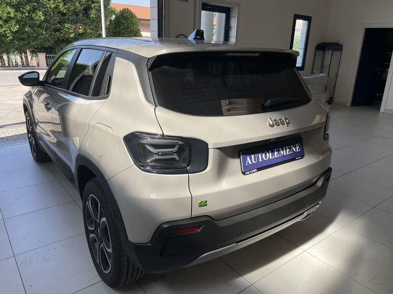 Jeep Avenger 1.2 Turbo MHEV Summit