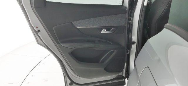 PEUGEOT 3008 Hybrid 225 e-EAT8 Allure