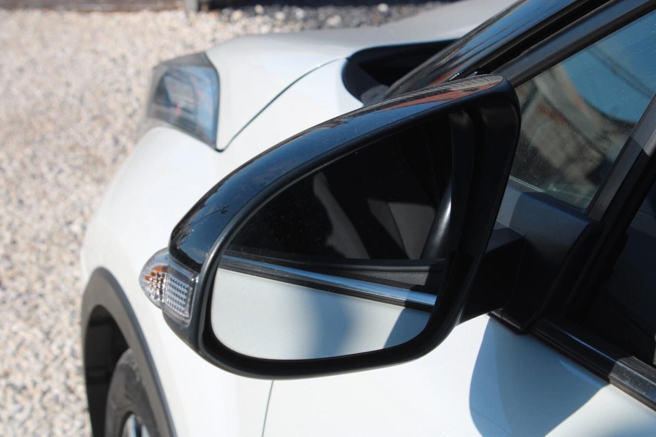 Toyota C-HR 1.8 Hybrid E-CVT Trend