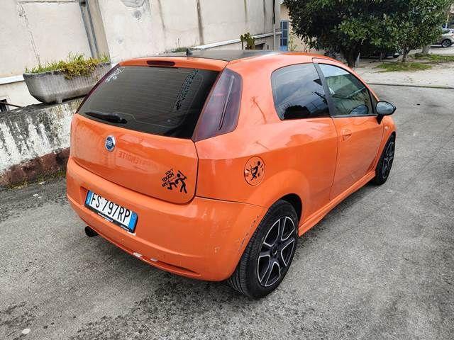 FIAT - Grande Punto - 1.9 MJT 130 CV 3p. Sport