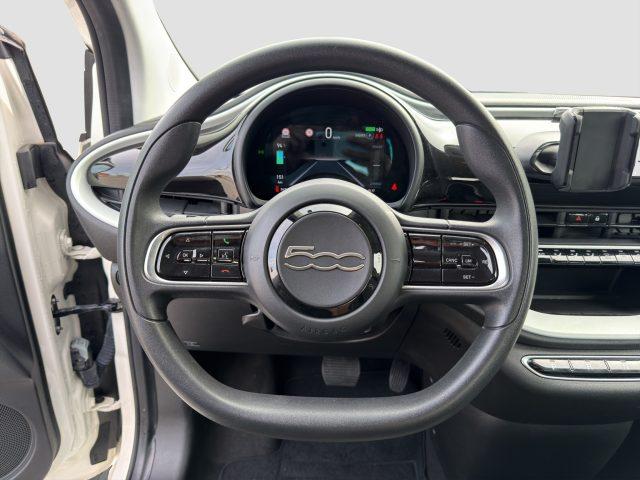 FIAT 500e 500 Action Berlina