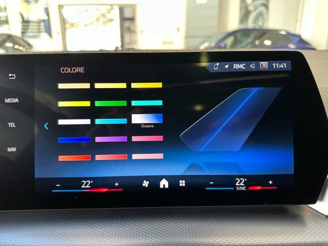 BMW 220 i 48V Active Tourer Msport Tetto-18"-Camera-IVA
