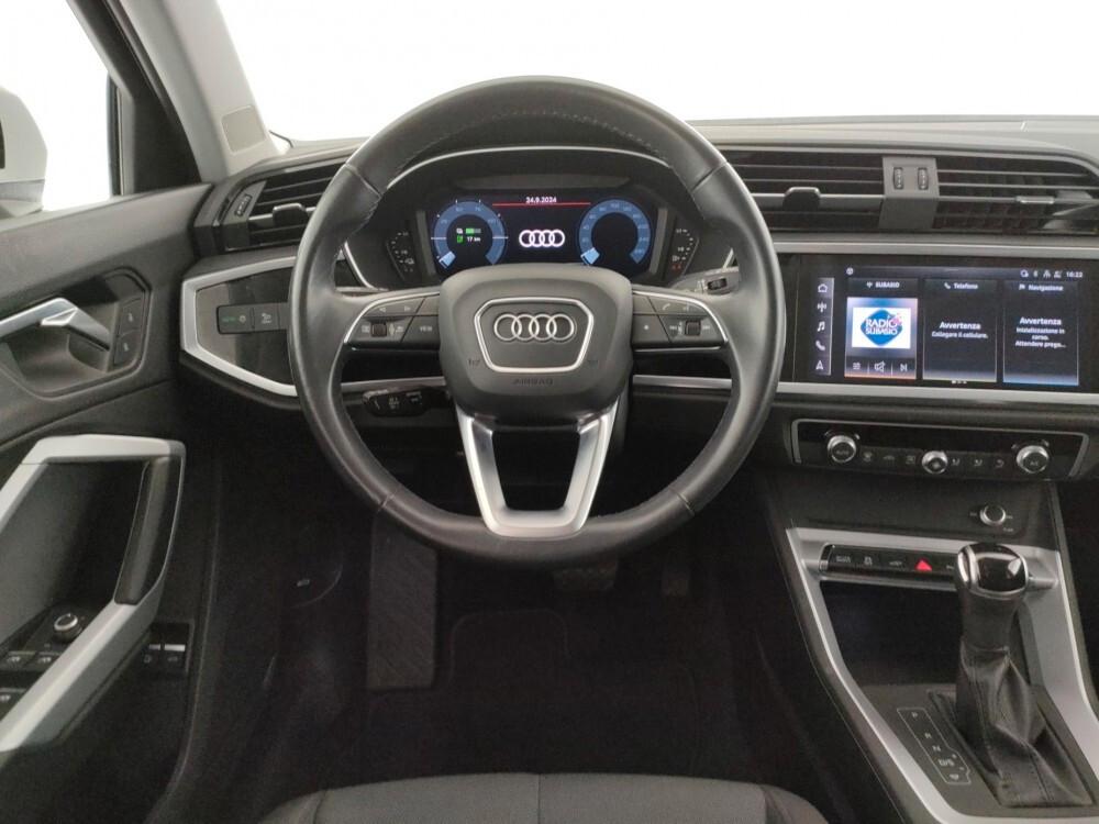 Audi Q3 35 TFSI S tronic E-TRON line edition