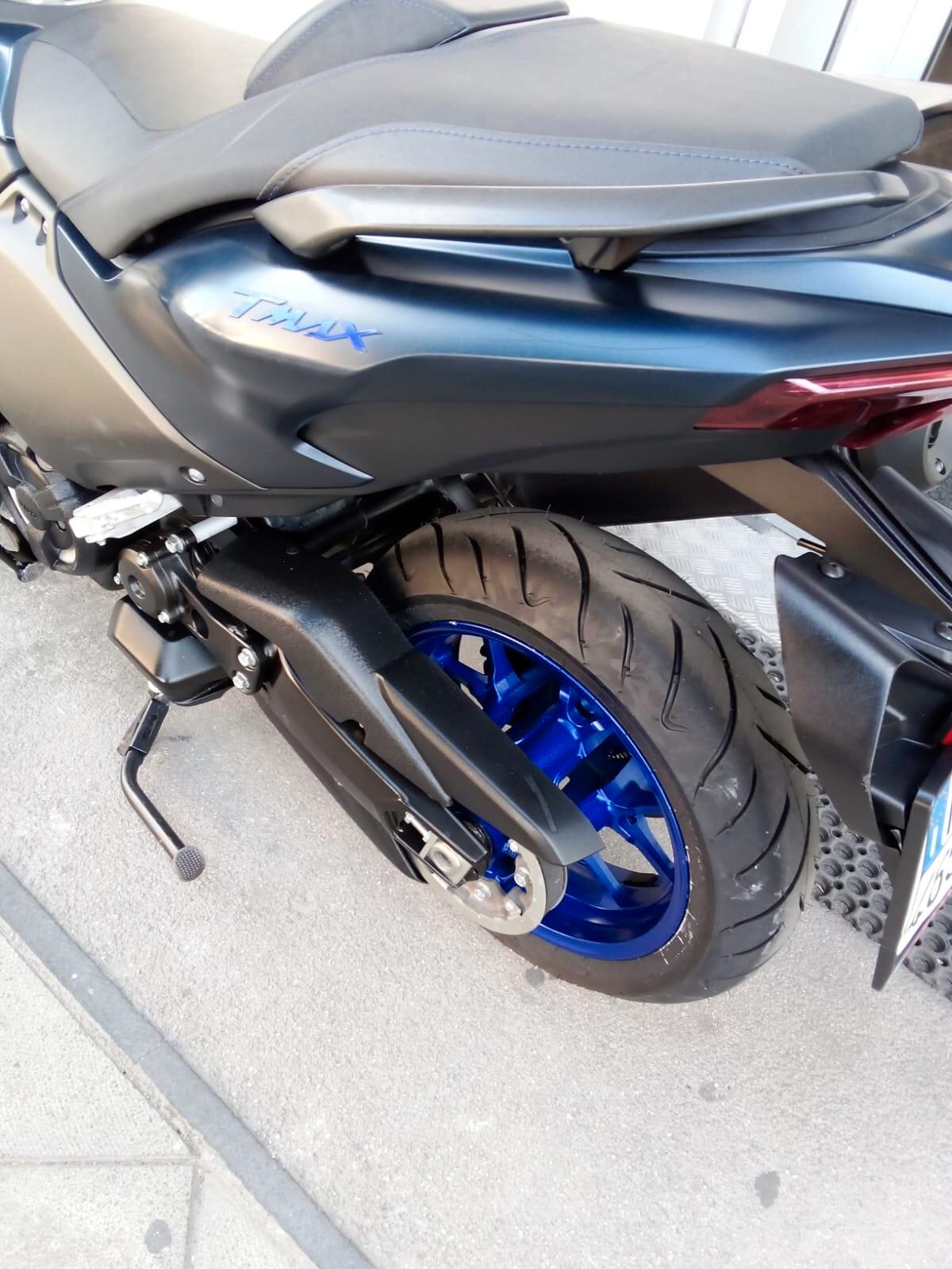 Yamaha TMAX 560