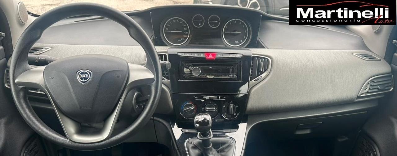 Lancia Ypsilon 1.2 69 CV 5 porte Gold