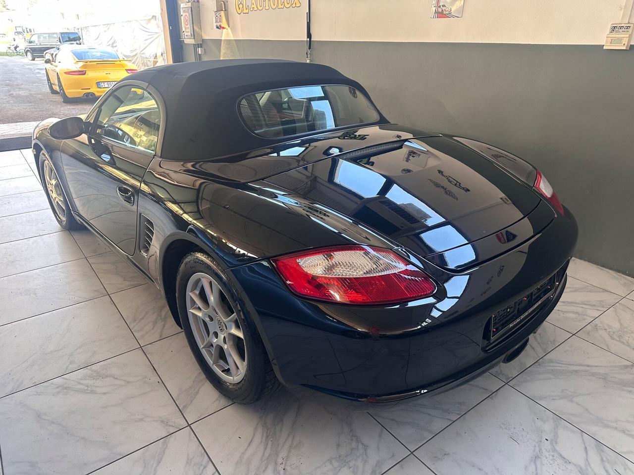 Porsche Boxster 2.7 24V - Permute