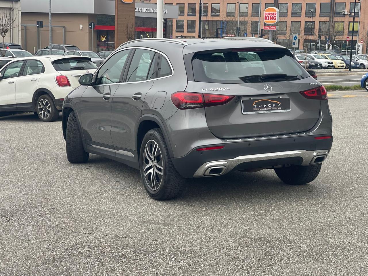 Mercedes-Benz GLA 200 D Sport Plus 4matic