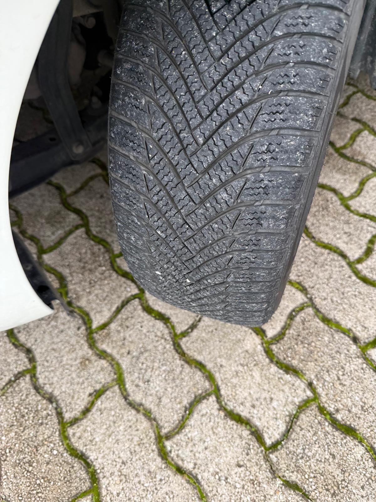 Lancia Ypsilon 1.2 69 CV 5 porte Gold