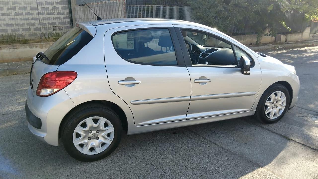 Peugeot 207 1.4 HDi 70CV 3p. Energie