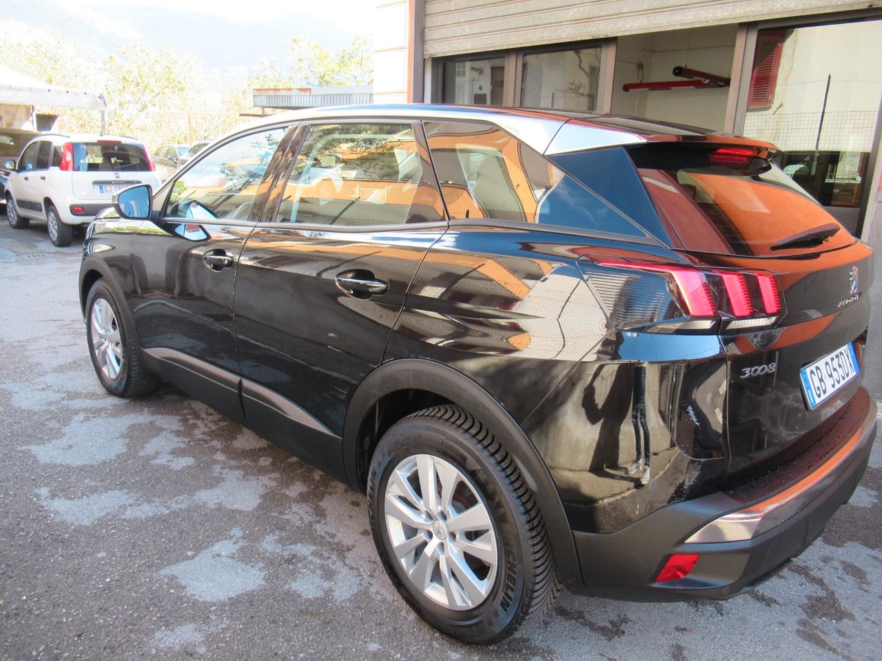 Peugeot 3008 BlueHDi 130 S&S Business