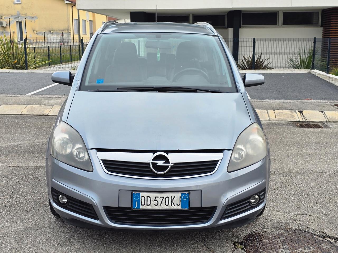 Opel Zafira 1.6 B/METANO 7 POSTI OK NEOPATENTI