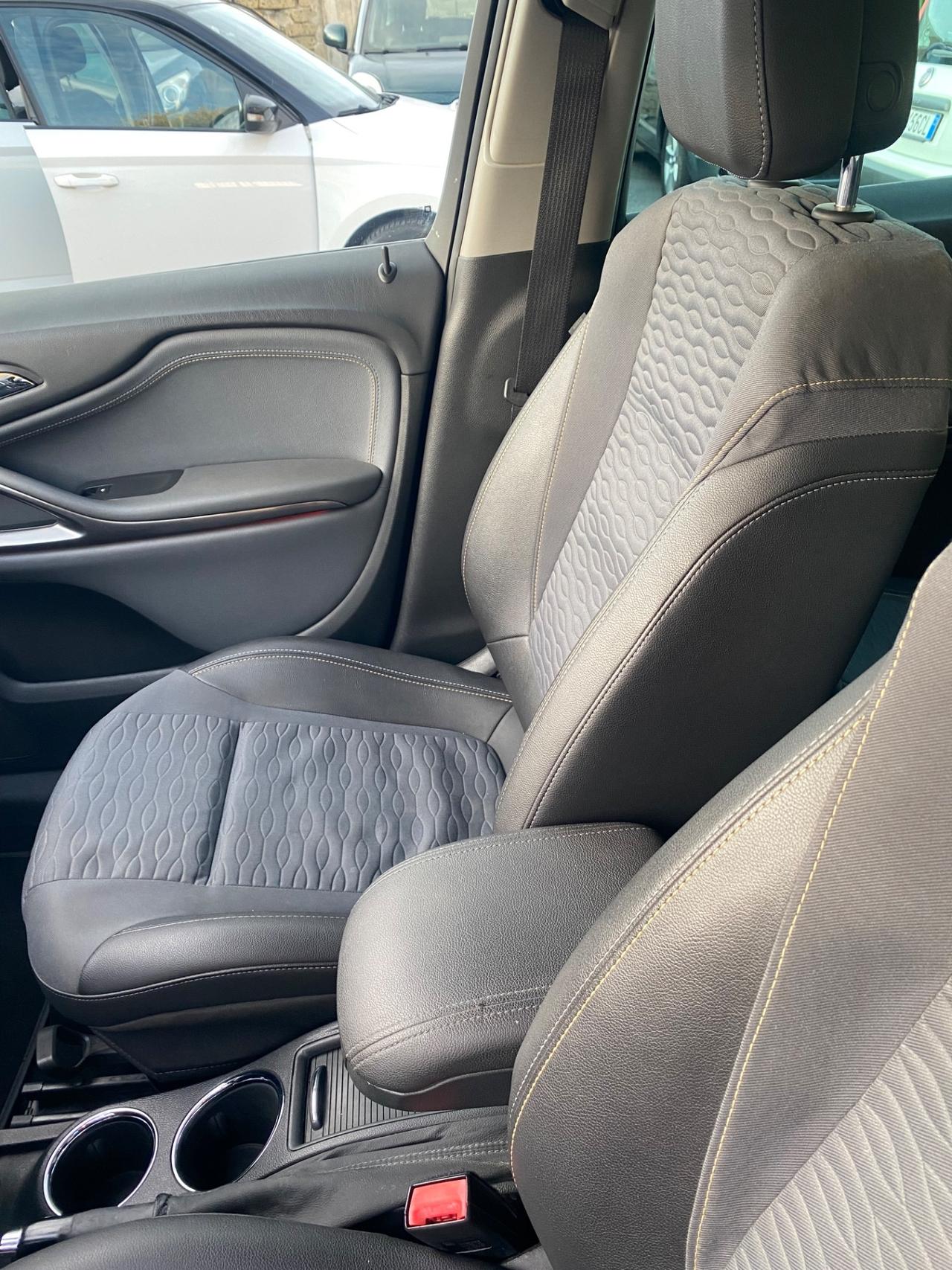 Opel Zafira 1.6 EcoM 7 Posti Fine 2012 Full